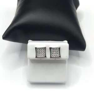 925 Sterling Silver 0.50CT MOISSANITE screw back Stud Earrings